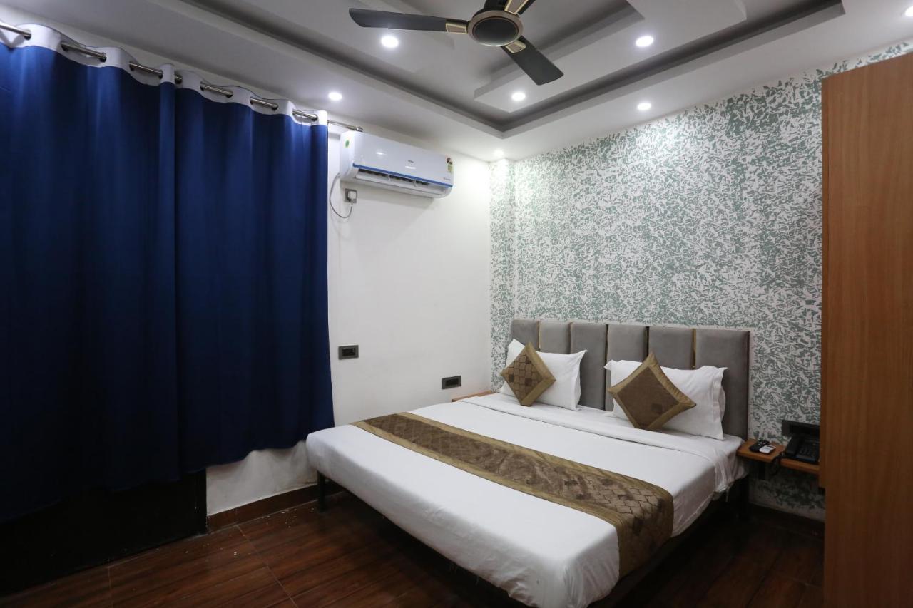 Hotel Twamev Couple Friendly Laxmi Nagar Nowe Delhi Zewnętrze zdjęcie