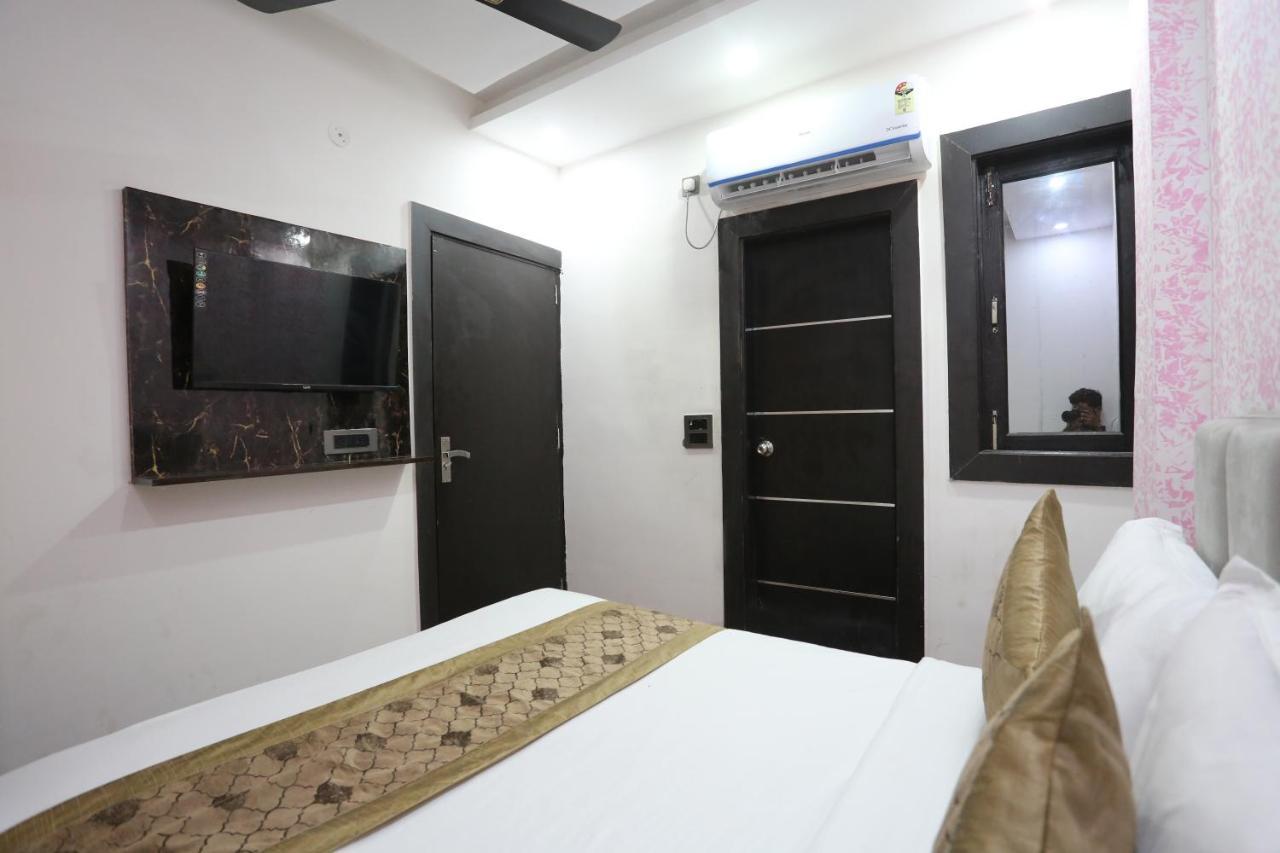 Hotel Twamev Couple Friendly Laxmi Nagar Nowe Delhi Zewnętrze zdjęcie