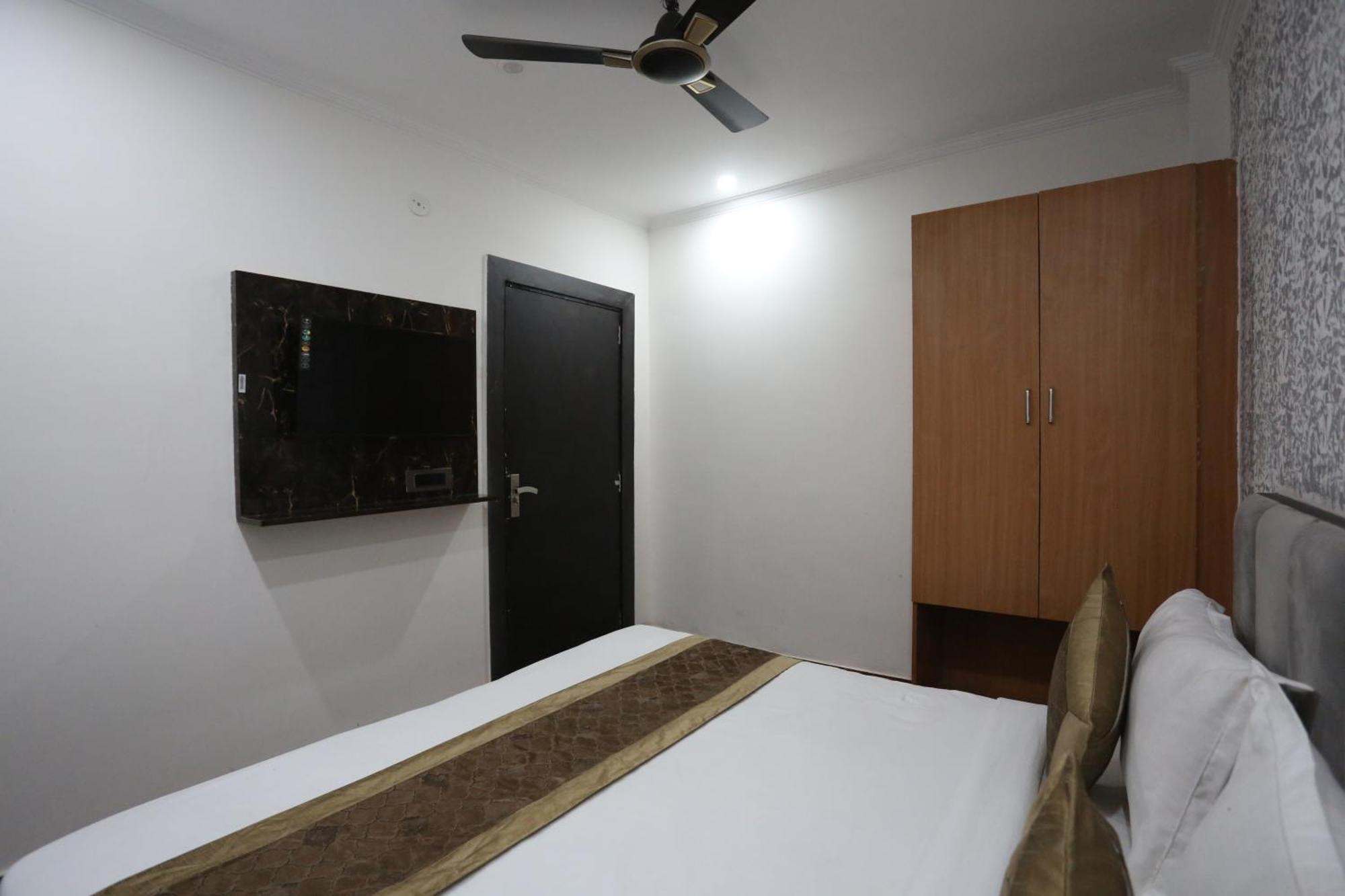 Hotel Twamev Couple Friendly Laxmi Nagar Nowe Delhi Zewnętrze zdjęcie