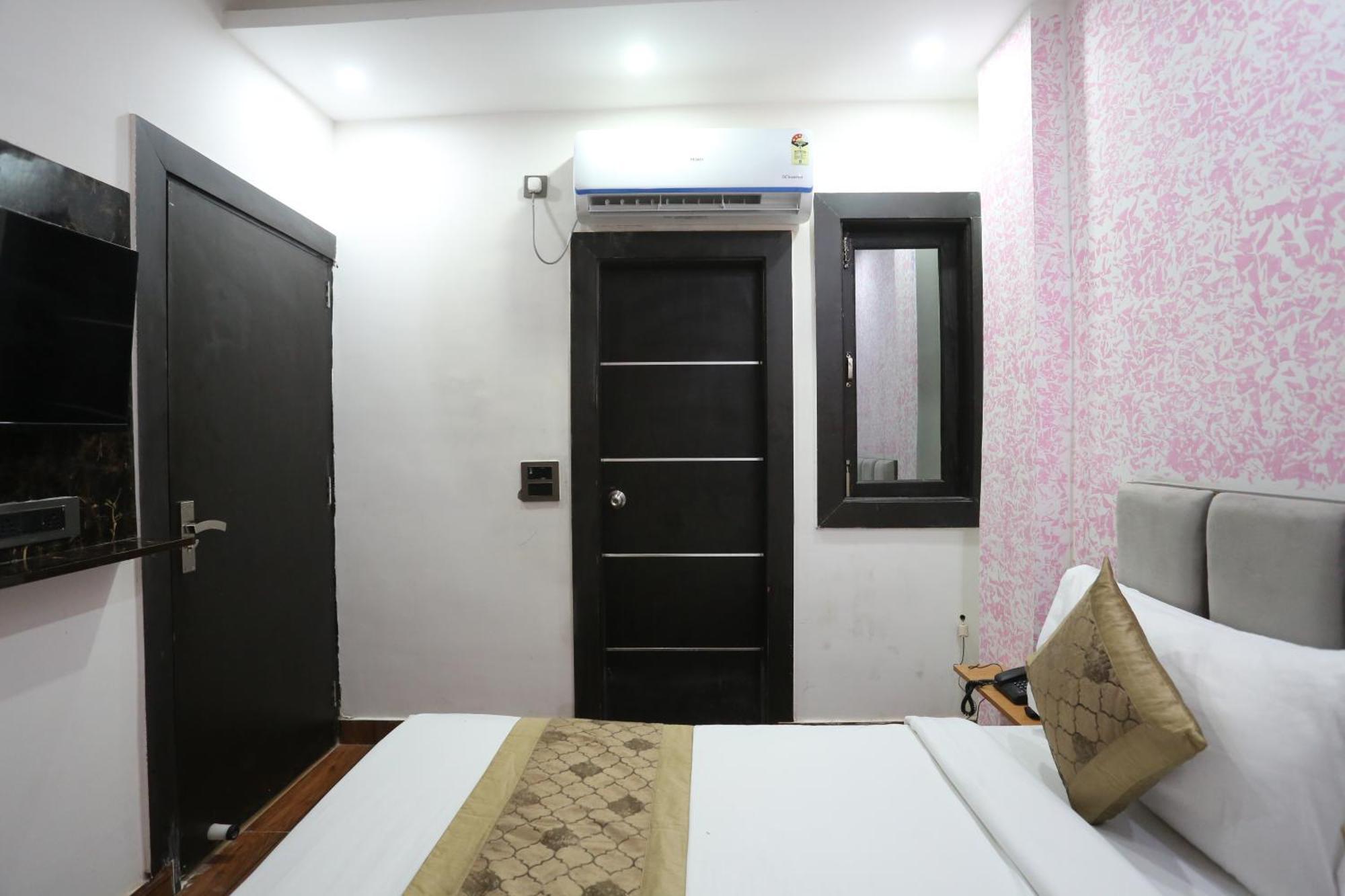 Hotel Twamev Couple Friendly Laxmi Nagar Nowe Delhi Zewnętrze zdjęcie