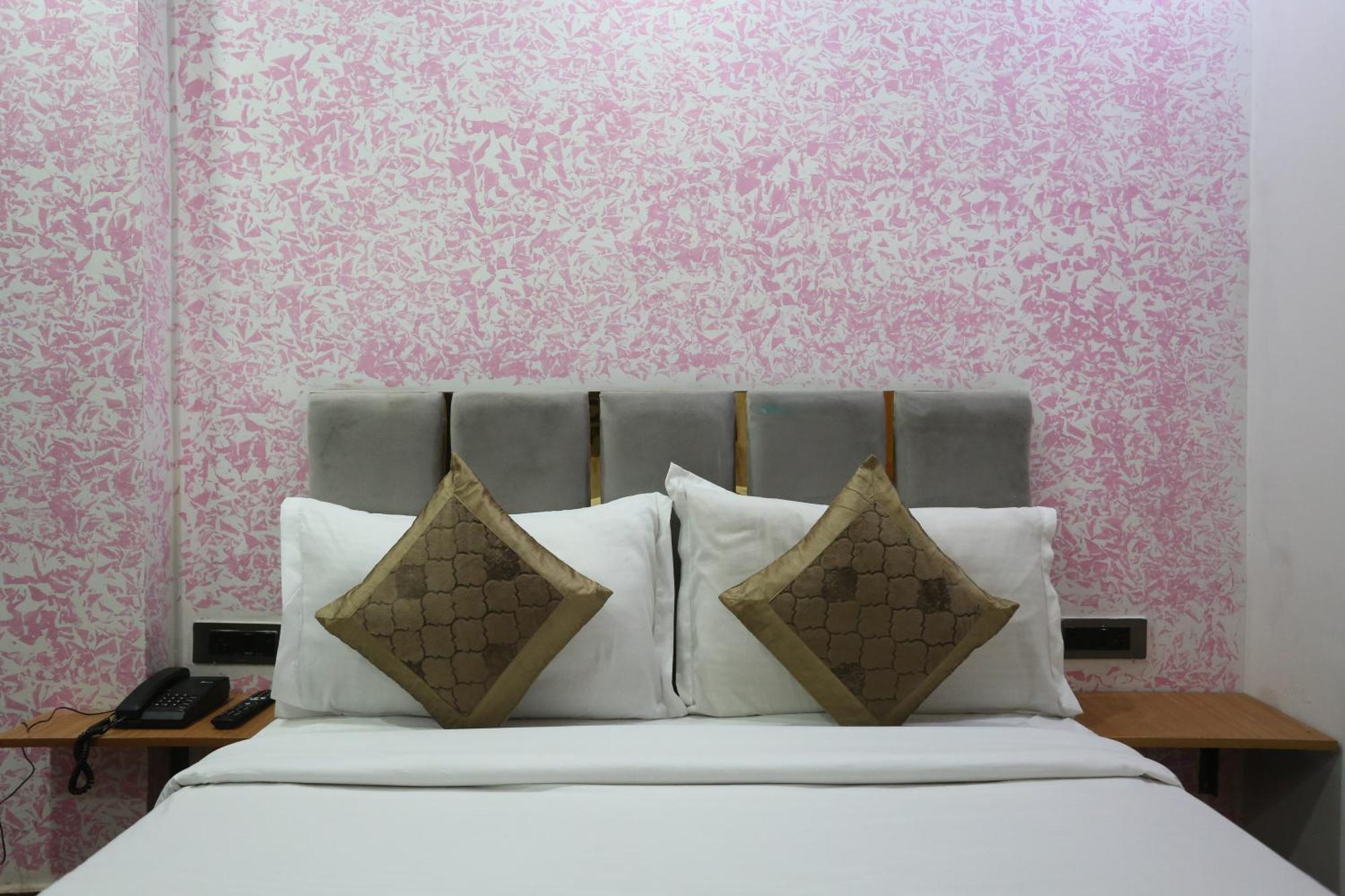 Hotel Twamev Couple Friendly Laxmi Nagar Nowe Delhi Zewnętrze zdjęcie