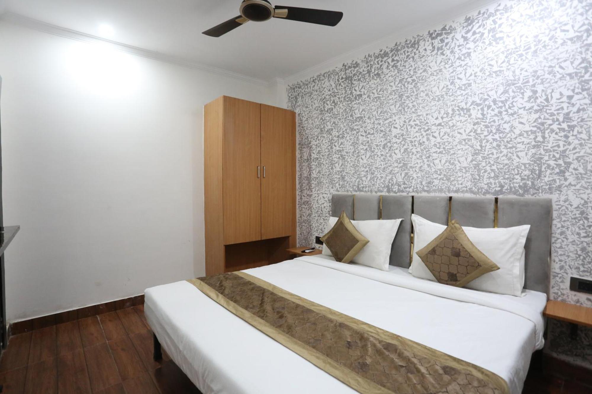 Hotel Twamev Couple Friendly Laxmi Nagar Nowe Delhi Zewnętrze zdjęcie