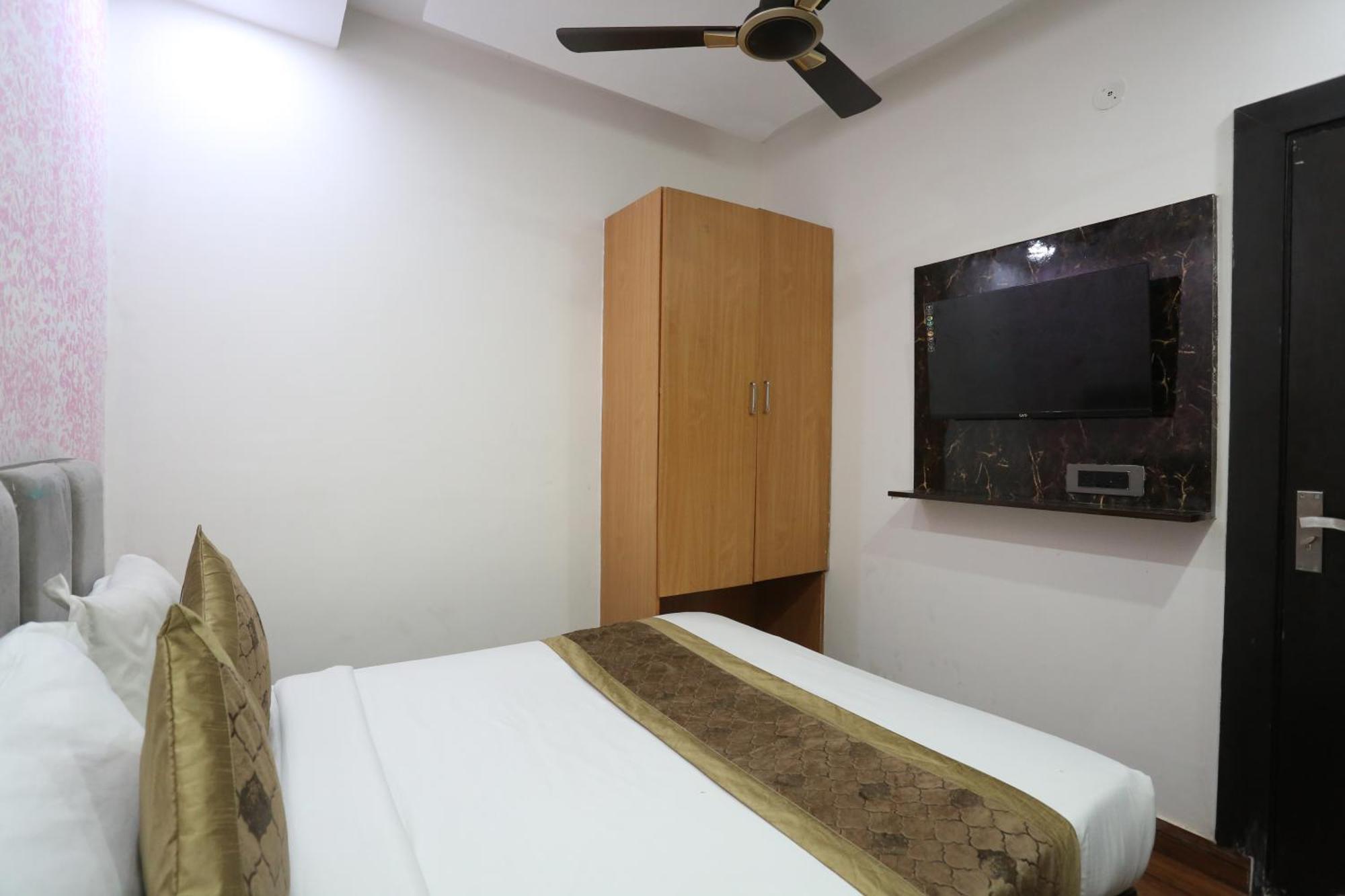 Hotel Twamev Couple Friendly Laxmi Nagar Nowe Delhi Zewnętrze zdjęcie